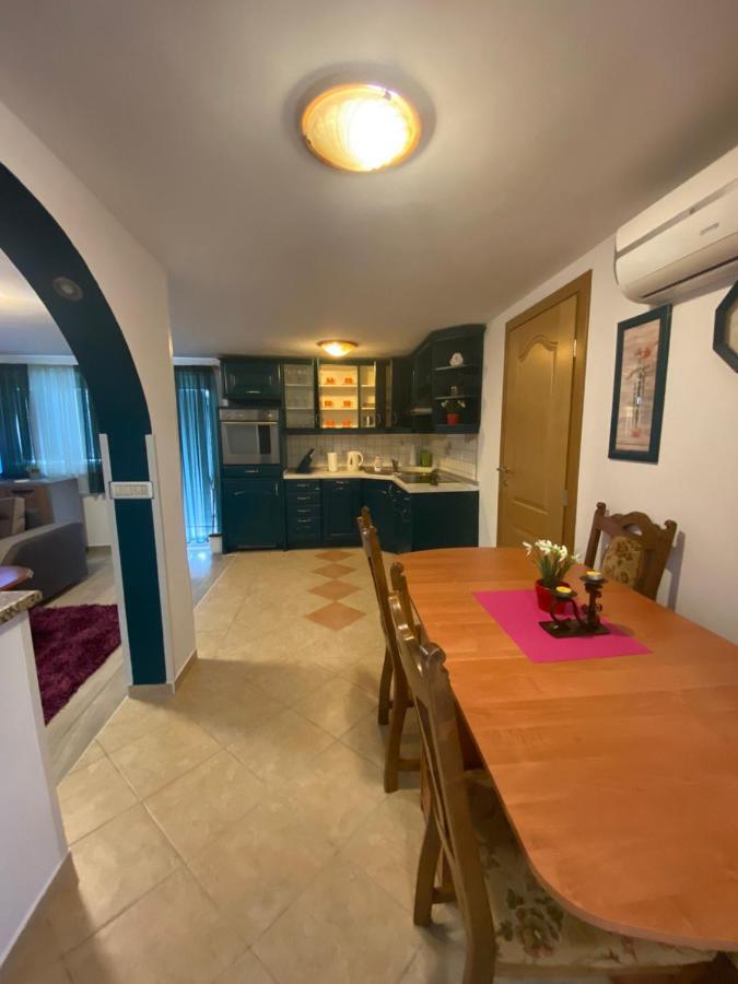 Green Place Apartments Portoroz Bagian luar foto