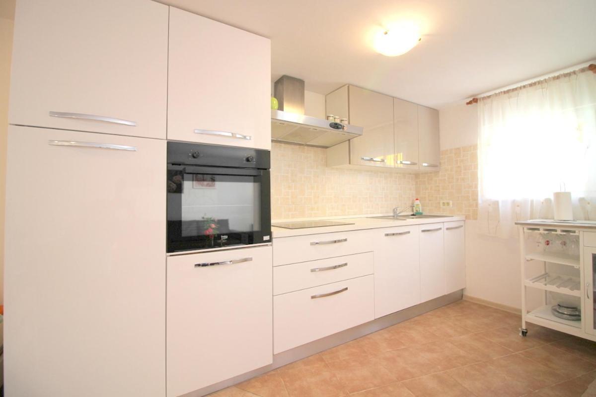 Green Place Apartments Portoroz Bagian luar foto