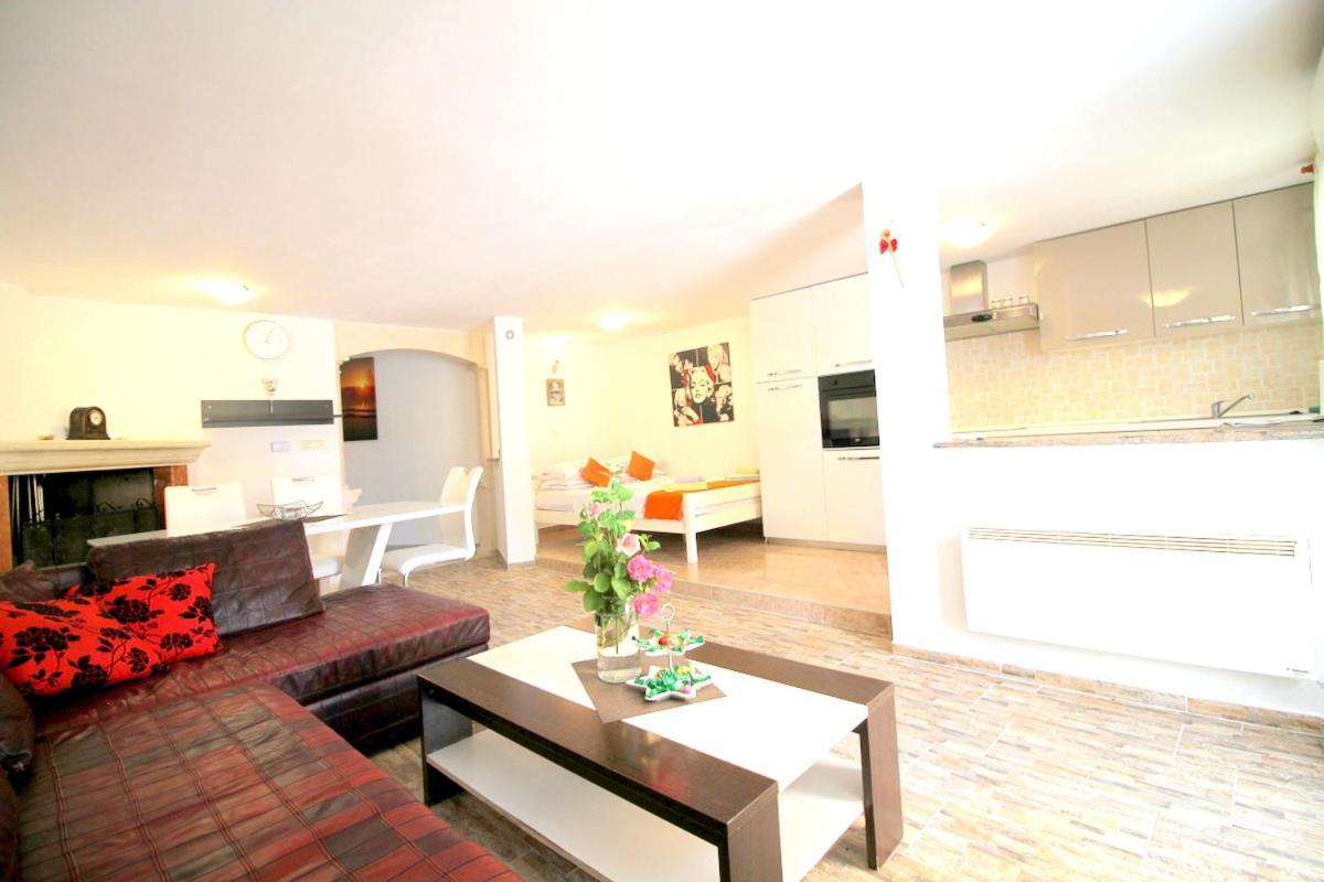 Green Place Apartments Portoroz Bagian luar foto