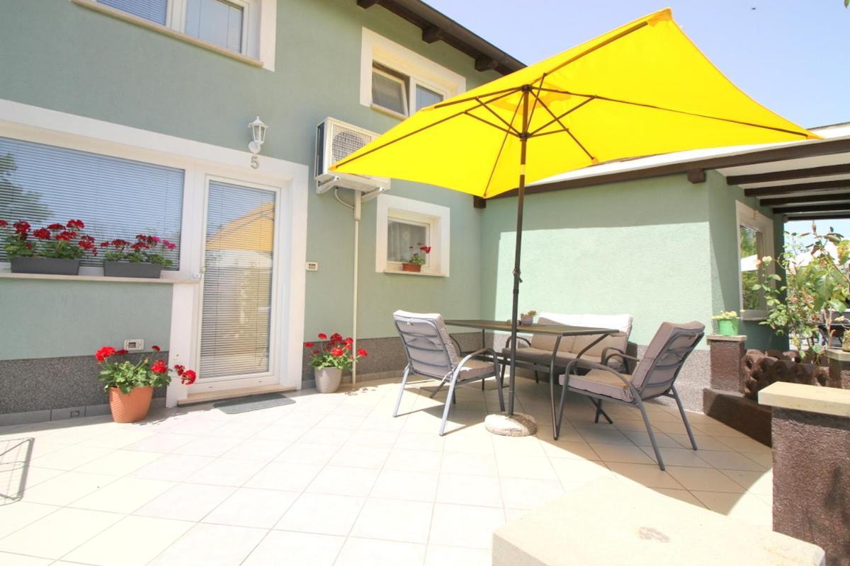 Green Place Apartments Portoroz Bagian luar foto