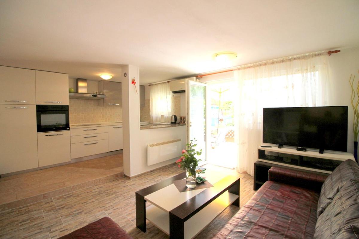 Green Place Apartments Portoroz Bagian luar foto