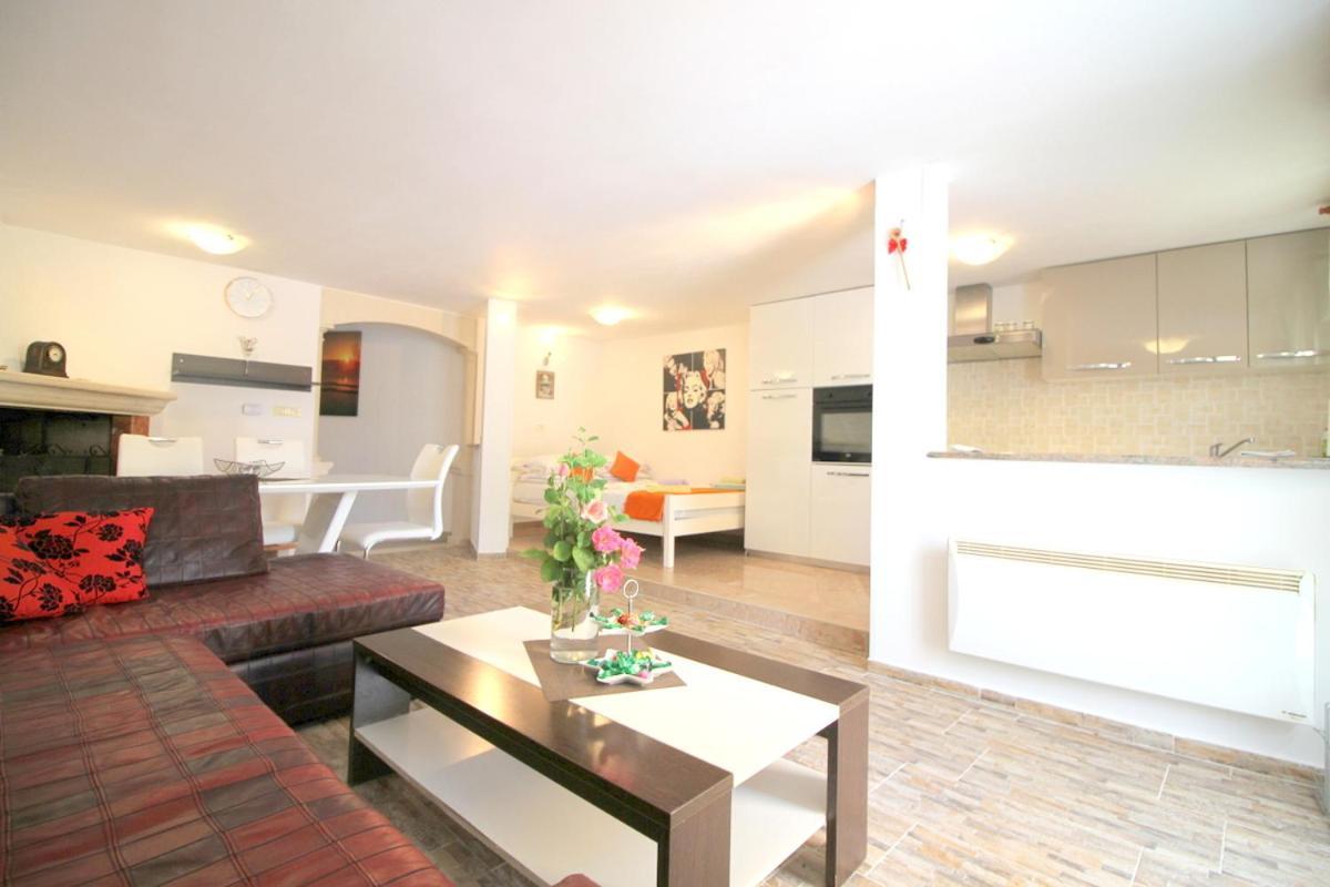 Green Place Apartments Portoroz Bagian luar foto