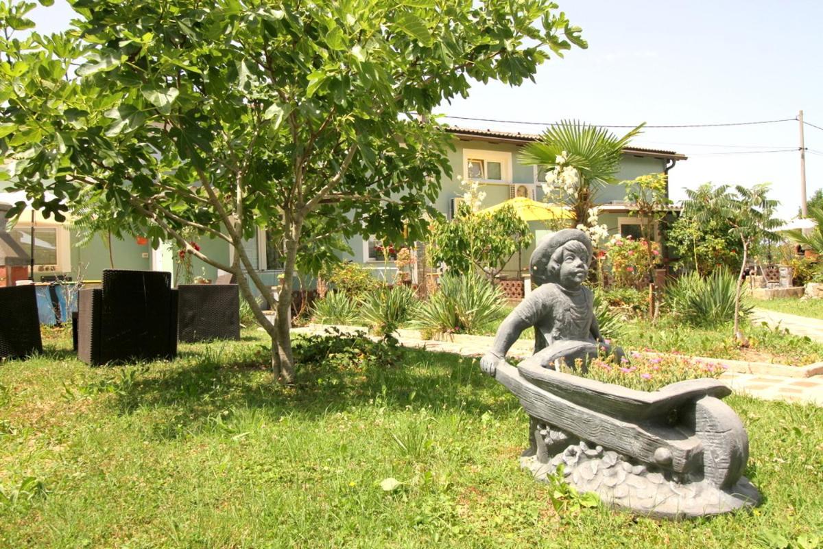 Green Place Apartments Portoroz Bagian luar foto